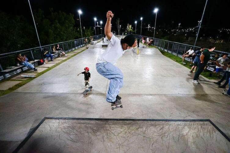 Arena Pantanal ganha nova pista de skate