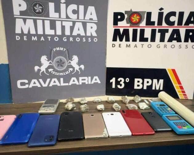 Cavalaria da PM prende dupla por tráfico de drogas e apreende oito celulares em Lucas do Rio Verde