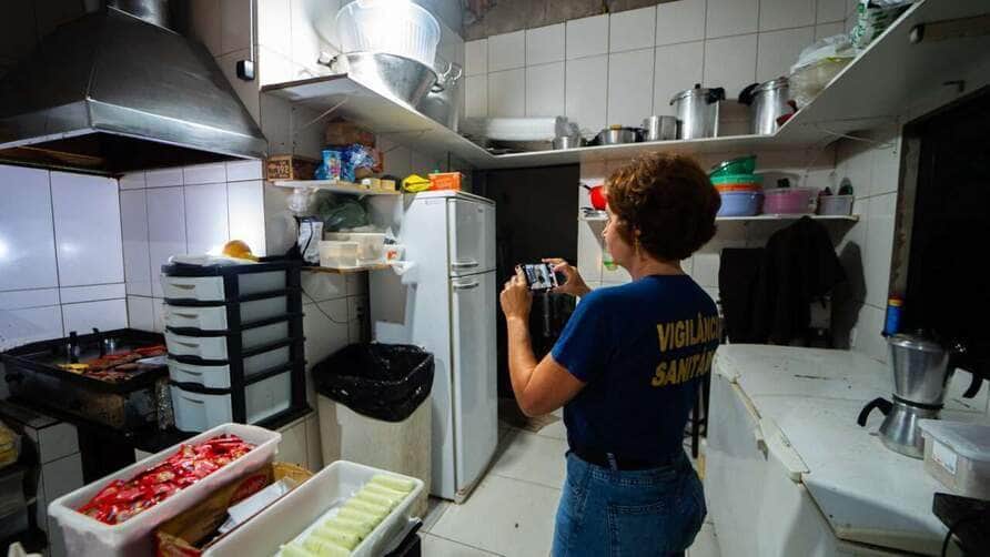 Fiscalização conjunta foca em bares, conveniências e tabacarias de Rondonópolis