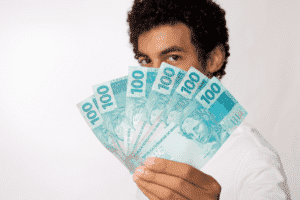 Foto de dinheiro, dinheiro real, Imagem de homem com dinheiro