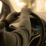 Homem dirigindo,veículo, carro