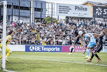 Londrina x Operário ao vivo; onde assistir nesta terça-feira (18) pela semifinal do Paranaense 2025. Imagem: Rafael Martins/EC Londrina