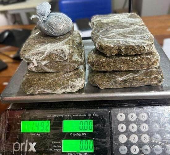 Presos são flagrados tentando entrar com sete tabletes de droga em unidade prisional de Mato Grosso