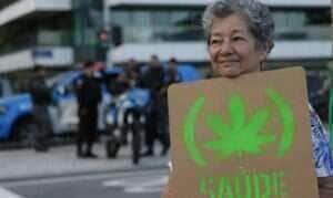 Anvisa fará consulta pública para atualizar regulamentação sobre uso de cannabis - Fernando Frazão/Agência Brasil