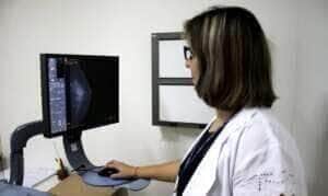 Laboratórios de Microbiologia e Hematologia, Mamografia e Raio X
HRAN - Hospital Regional da Asa Norte
