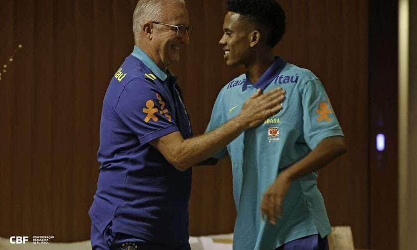 Dorival Júnior recebe convocados da seleção brasileira em Brasília para jogos das Eliminatórias - Estêvão - em 17/03/2025