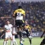 Lance de Criciúma x Athletic. Imagem: Celso da Luz/Criciúma