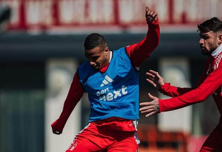 Tottenham x Nottingham Forest: onde assistir, escalações e tudo sobre o duelo pela Premier League. Imagem: Divulgação Nottingham Forest Tottenham x Nottingham Forest: onde assistir, escalações e tudo sobre o duelo pela Premier League. Imagem: Divulgação Nottingham Forest