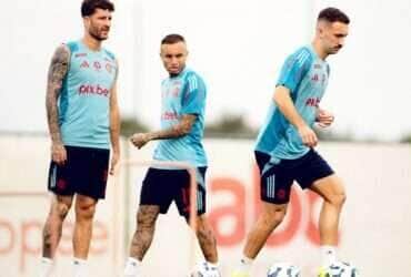 Flamengo x Corinthians: Onde assistir, escalações e tudo sobre o clássico do Brasileirão 2025. Imagem: CR Flamengo