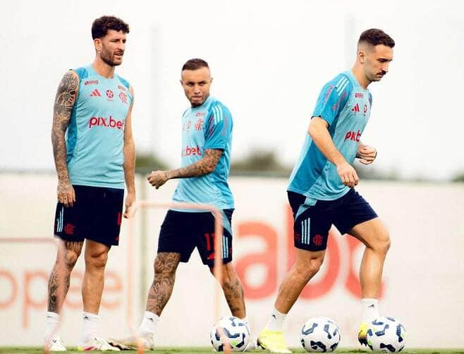 Flamengo x Corinthians: Onde assistir, escalações e tudo sobre o clássico do Brasileirão 2025. Imagem: CR Flamengo