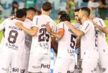 Ferroviária x Coritiba: onde assistir, escalações e tudo sobre o duelo da Série B. Imagem: JP Pacheco Coritiba. Imagem: Divulgação Ferroviária