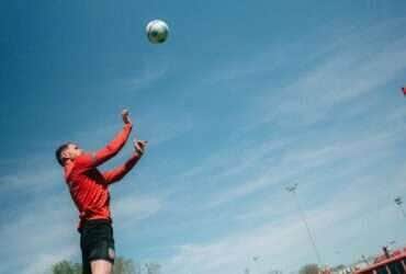 Heidenheim x Bochum ao vivo: onde assistir, escalações e tudo sobre o confronto decisivo da Bundesliga. Imagem: Divulgação Heidenheim