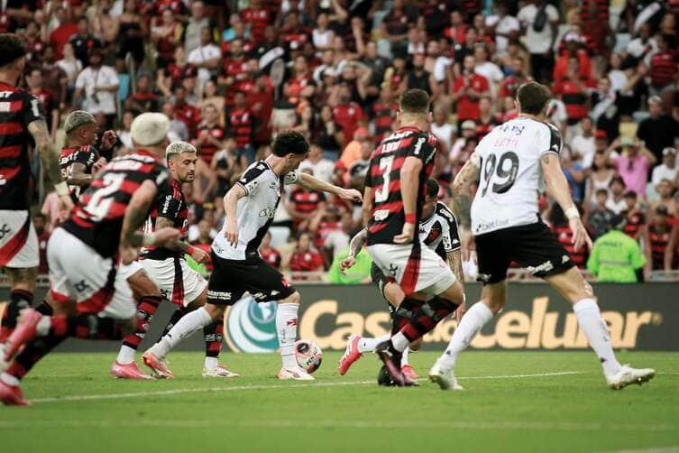 Vasco x Flamengo: onde assistir ao vivo, prováveis escalações e tudo sobre o clássico no Maracanã. Imagem: Matheus Lima/CR Vasco