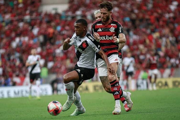 Vasco x Flamengo: onde assistir ao vivo, prováveis escalações e tudo sobre o clássico no Maracanã. Imagem: Matheus Lima/CR Vasco Vasco x Flamengo: onde assistir ao vivo, prováveis escalações e tudo sobre o clássico no Maracanã. Imagem: Matheus Lima/CR Vasco