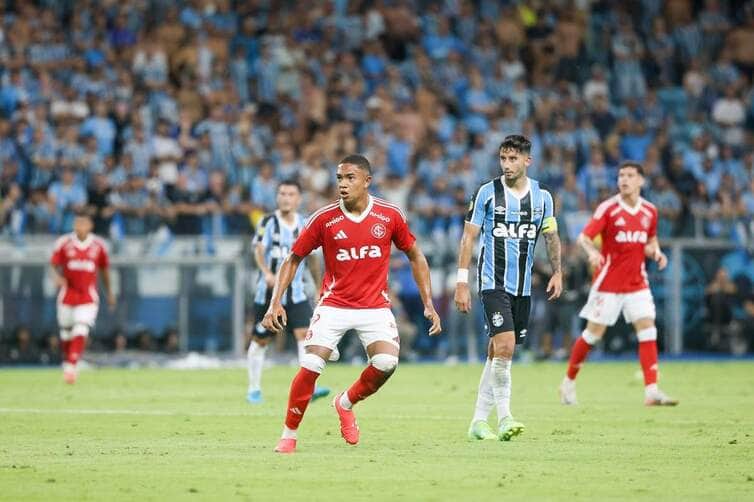 Gre-Nal 447: Onde assistir, escalações e tudo sobre o clássico entre Grêmio e Internacional. Imagem: Ricardo Duarte/SCI
