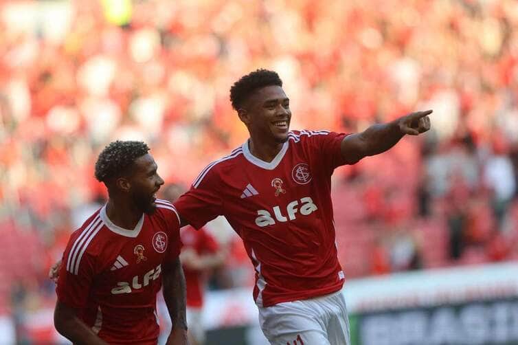 Internacional x Maracanã: Onde assistir ao vivo, escalações e tudo sobre o jogo da Copa do Brasil. Imagem: Ricardo Duarte/SCI