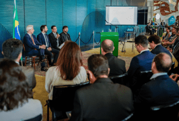 “93% dos domicílios brasileiros contam com banda larga fixa no país”, afirma Ministério das Comunicações -