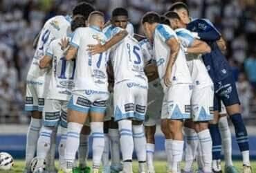 CSA x Grêmio: Onde assistir, prováveis escalações e tudo sobre o jogo pela Copa do Brasil. Imagem: @allaanmax