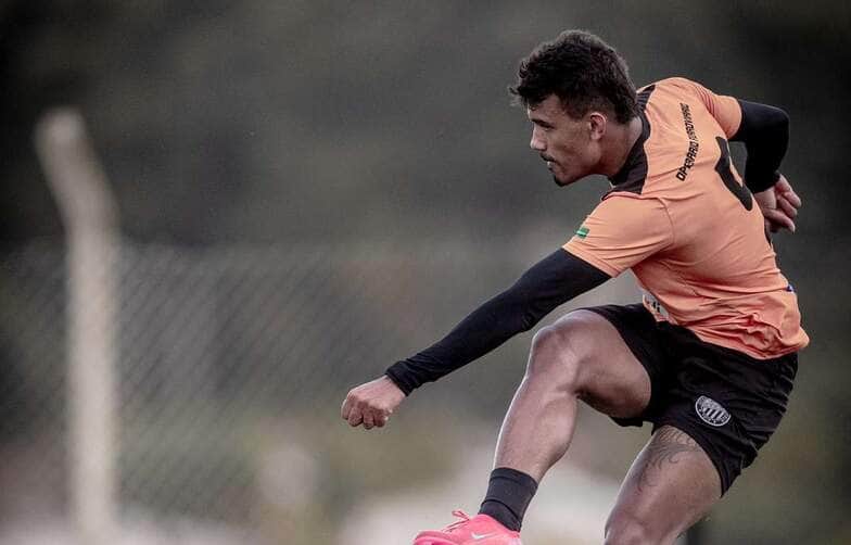 Coritiba x Operário: onde assistir, escalações e tudo sobre o duelo pela Série B. Imagem: @andreoito • OFEC Coritiba x Operário: onde assistir, escalações e tudo sobre o duelo pela Série B. Imagem: @andreoito • OFEC