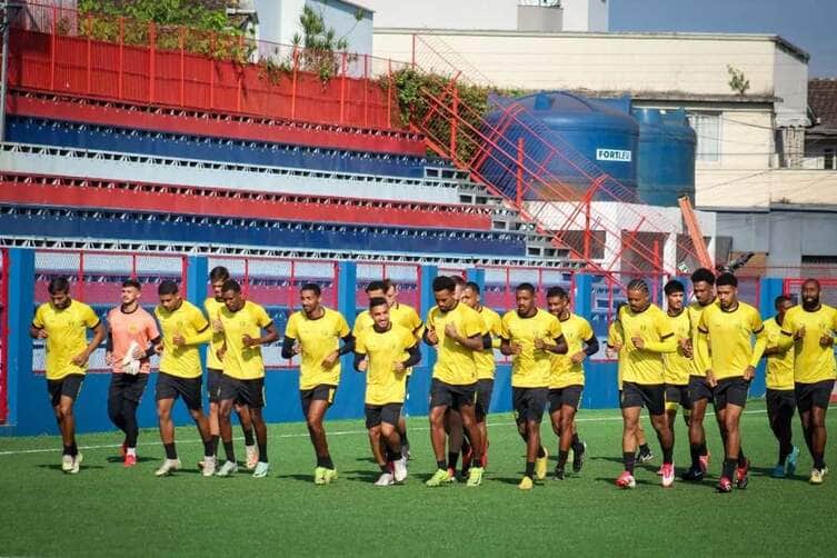 Brusque x Athletico-PR: Onde assistir ao vivo, prováveis escalações e tudo sobre o duelo da Copa do Brasil. Imagem: @danielfachinelli