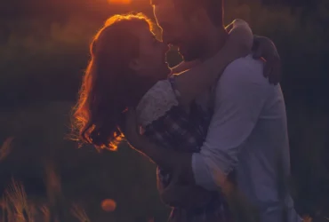 Signos do zodíaco que não superam o primeiro amor: desejam vivê-lo novamente