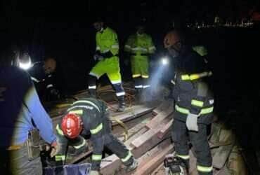 Corpo de Bombeiros resgata corpo de vítima após grave acidente de trânsito em Jaciara