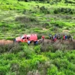 Equipe do Corpo de Bombeiros de Mato Grosso efetuando resgate