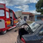 Família fica ferida em colisão entre carros em Sinop