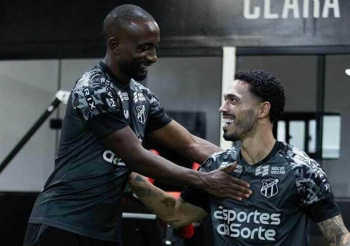 Bahia x Ceará: onde assistir, escalações e detalhes do duelo nordestino pelo Brasileirão 2025. Imagem: Felipe Santos Ceará SC
