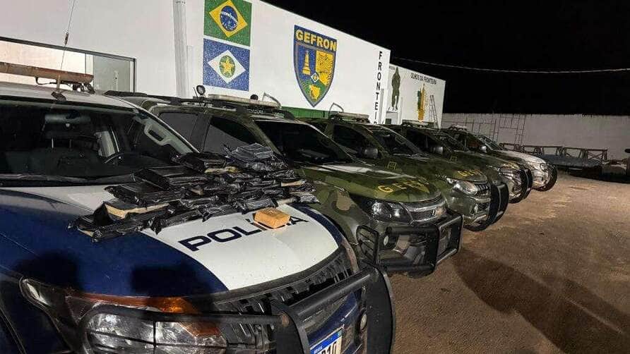 Gefron e PM de Mato Grosso apreendem 23 tabletes de cloridrato de cocaína e causam prejuízo de R$ 587 mil às facções criminosas