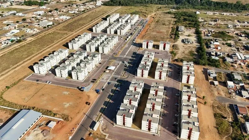 Governo de Mato Grosso entrega 576 apartamentos populares em Sinop