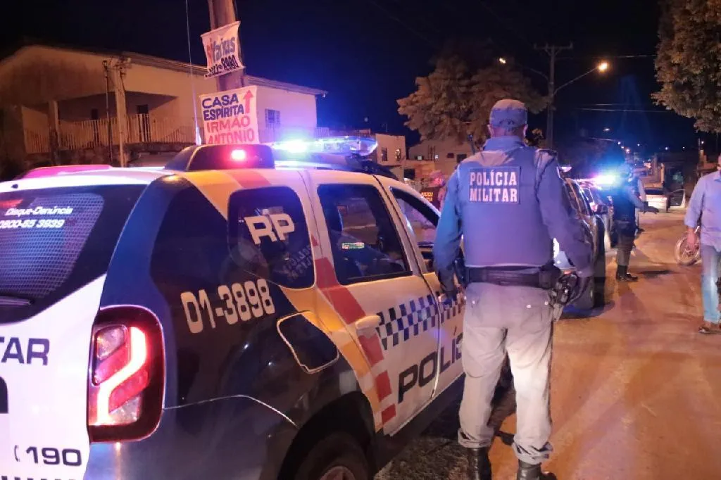 Homem é detido por agressão após discussão com companheira em Nova Mutum