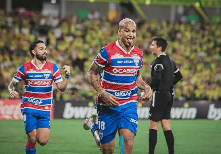 Sport x Fortaleza: onde assistir, horário e prováveis escalações do duelo nordestino no Brasileirão 2025. Imagem: Mateus Lotif/FEC