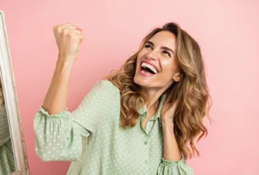 Mulher autoconfiante