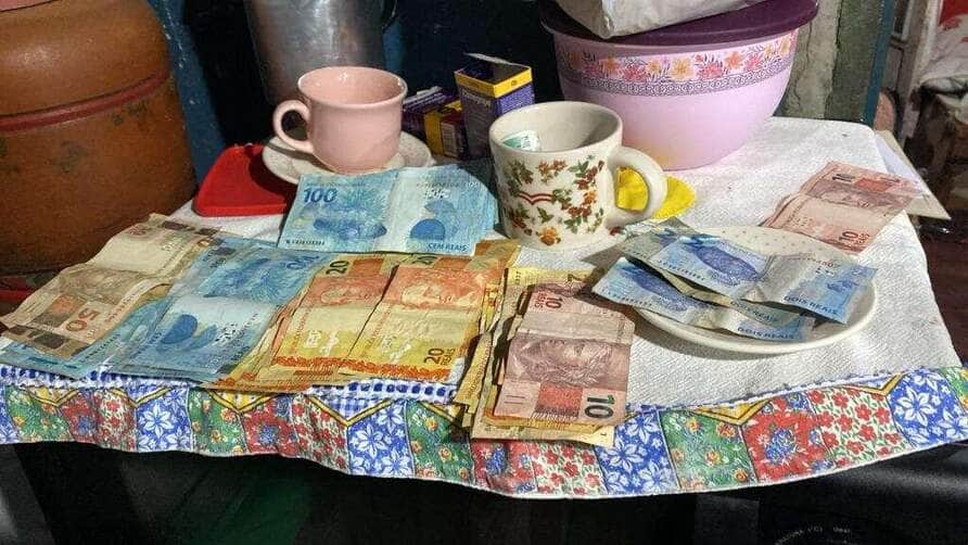 Ação da Polícia Civil cumpre 16 ordens judiciais e restaura mais de 30 pontos pichados com mensagens criminosas na cidade