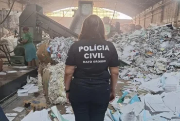 Polícia Civil elimina mais de 2,5 toneladas de papéis sem valor jurídico em ação de reciclagem