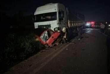 Politec identifica vitimas fatais de colisao entre carro e caminhao na BR 163 em Mato Grosso -CenárioMT