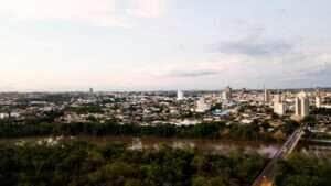 Mutirão leva dignidade e serviços essenciais à população em situação de rua em Rondonópolis