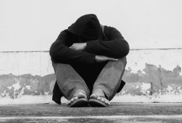 Cuiabá é a 20ª capital com mais denúncias de violência contra moradores de rua no Disque 100