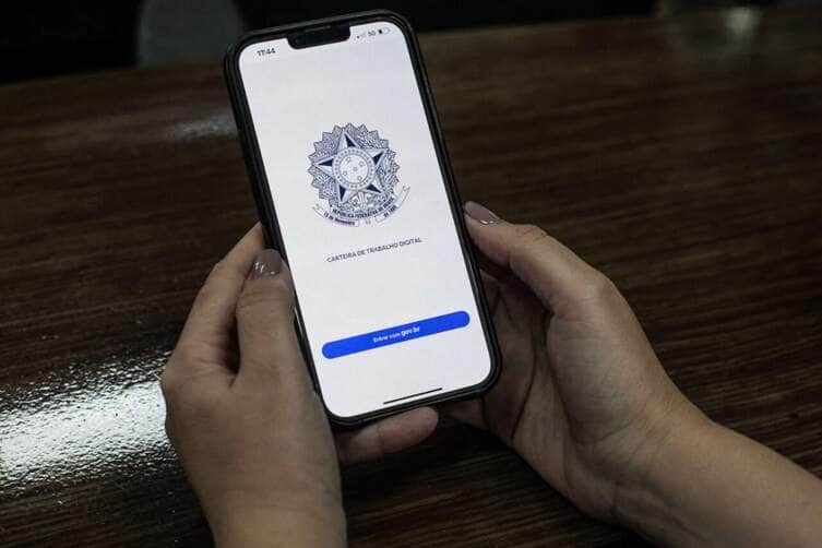 Sine de Cuiabá tem 15 vagas para farmacêutico com salário de R$ 4,6 mil