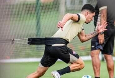 Vitória x Grêmio: Saiba onde assistir ao vivo, prováveis escalações e detalhes do confronto pelo Brasileirão. Imagem: Victor Ferreira EC Vitória