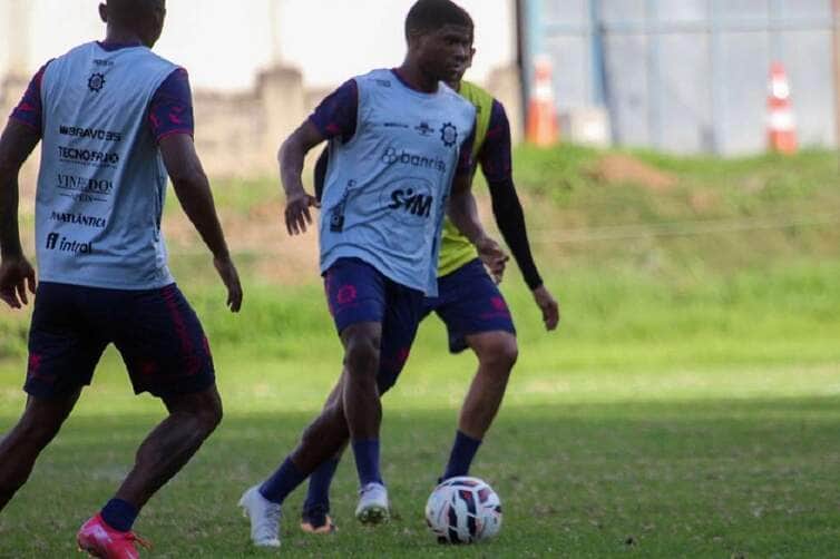 Caxias x Guarani: Onde assistir, escalações e tudo sobre o confronto pela Série C do Brasileirão. Imagem: Vitor Soccol S.E.R. Caxias