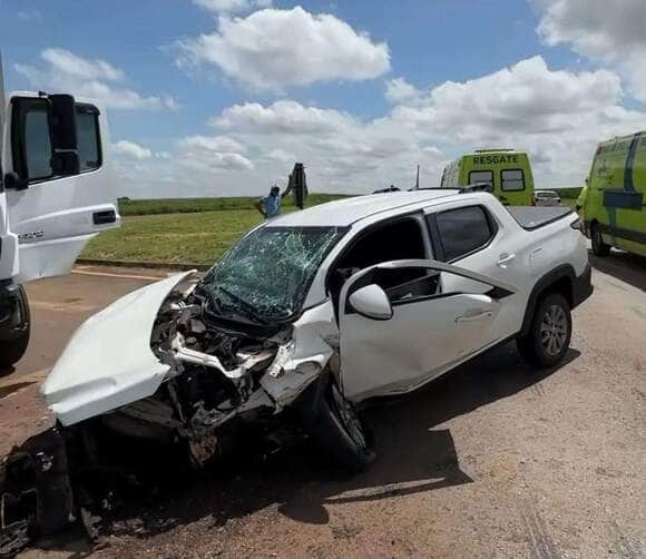 Acidente ocorreu no entroncamento com a MT-485; vítimas foram socorridas pelo Corpo de Bombeiros e Nova Rota