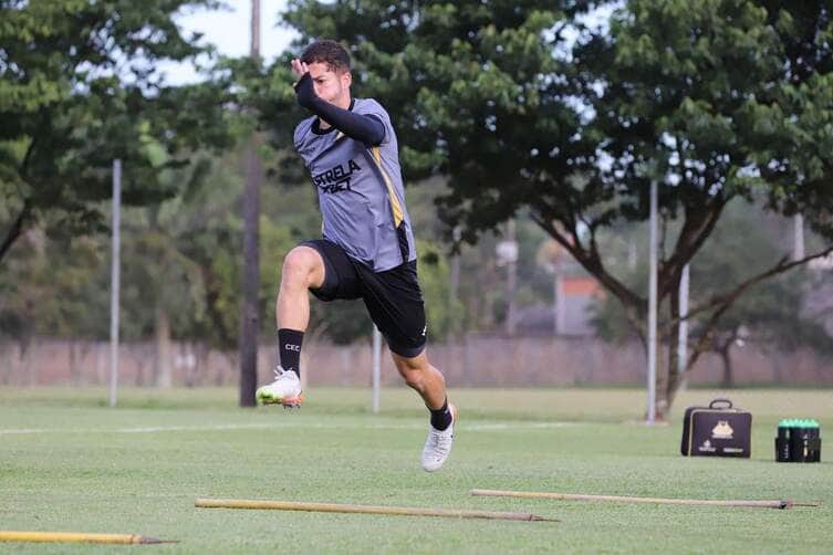 Criciúma x Remo ao vivo: onde assistir, escalações e tudo sobre o confronto da Série B. Imagem: Celso da Luz/Criciúma
