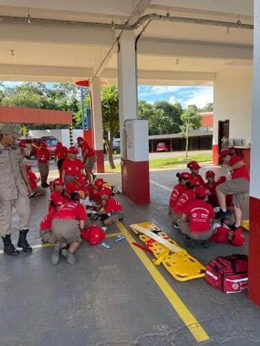 Iniciativa foi realizada na 13ª Companhia Independente Bombeiro Militar na tarde desta quarta-feira e contou com atividades práticas e instruções de ordem unida