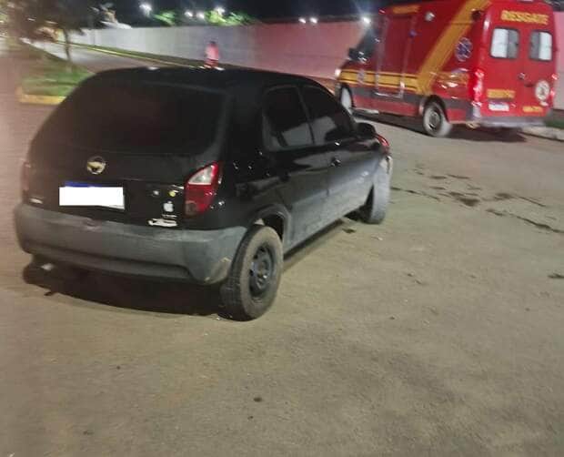 Motociclista fica ferido após colisão com carro na Avenida Goiás, em Lucas do Rio Verde