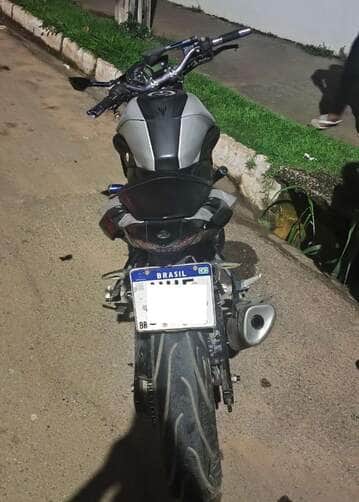 Motociclista fica ferido após colisão com carro na Avenida Goiás, em Lucas do Rio Verde