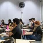Cursinho preparatório para o vestibular da Universidade de São Paulo - USP Leste.