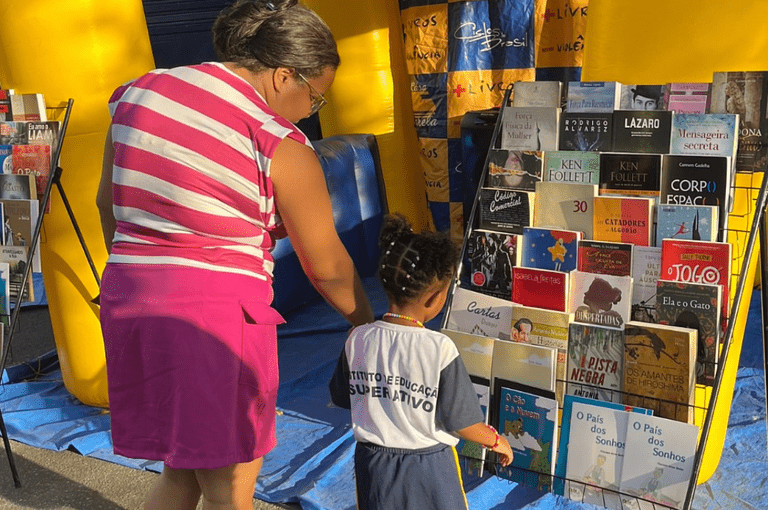 Dia Mundial do Livro: novo Plano Nacional é um pacto pela leitura - Acervo - Casa Amarela Biblioteca