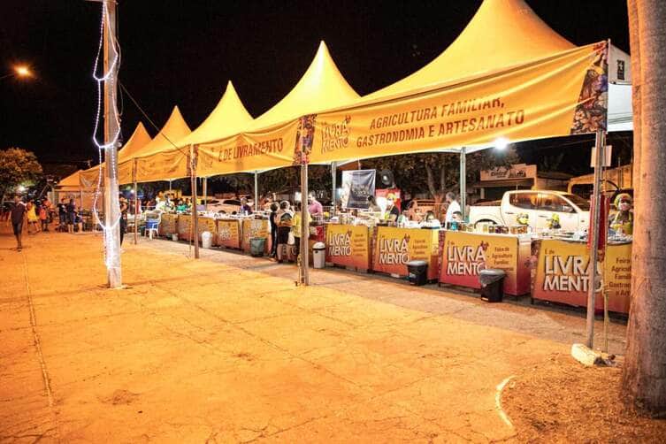 feira em nossa senhora do livramento Mato Grosso